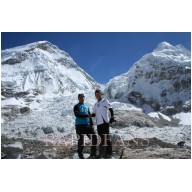 <<->> APASA pentru FOTO la dimensiunea mare <<->> <<->> Fair play la 5300m cu un fan Aston Villa